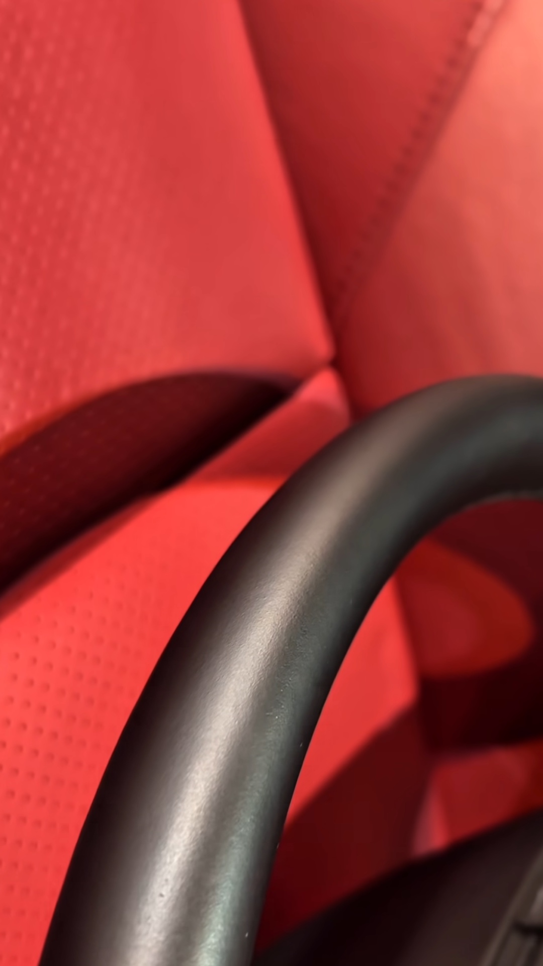 Detalle de la superficie restaurada del volante